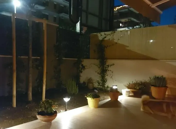 Apartamento Monolocale Nuova Costruzione Con Giardino Roma