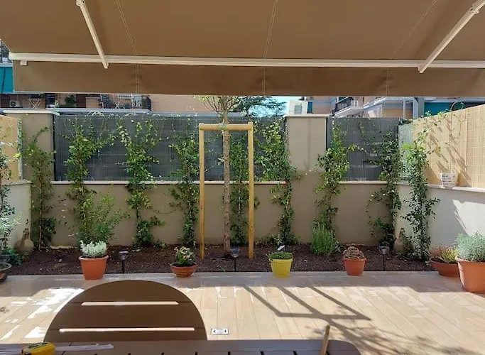 Apartamento Monolocale Nuova Costruzione Con Giardino Roma